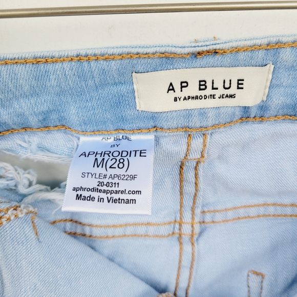 AP Blue Aphrodite Size 28 Medium distressed denim shorts - Picture 8 of 10